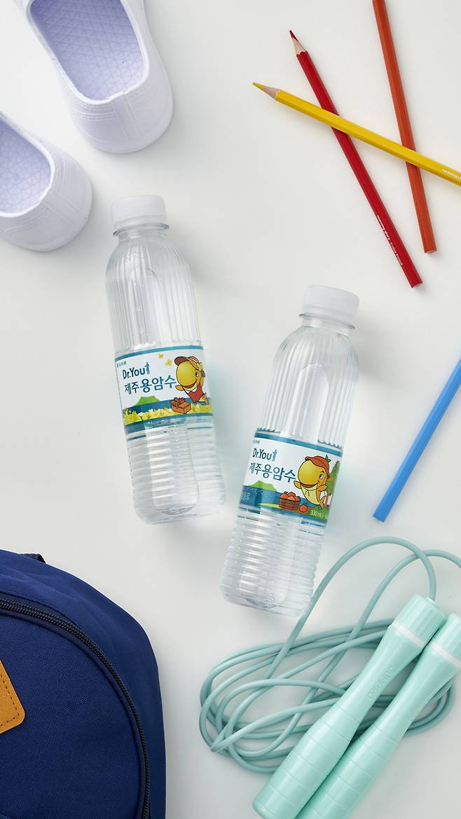 ‘닥터유 제주용암수 라두 에디션’. [사진 출처 = 오리온]