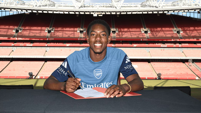아스날 FC와 재계약을 체결한 마일스 루이스스켈리. /아스날 FC