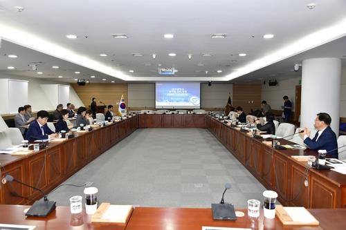 광주 중심상업지구 용적률 재의 앞두고 정책 토론회 [광주시의회 제공. 재판매 및 DB 금지]