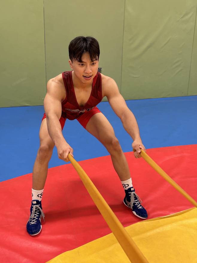 30일 부천종합운동장 레슬링 훈련장에서 유준식(부천시청)이 훈련에 임하고 있다. 사진=부천시청