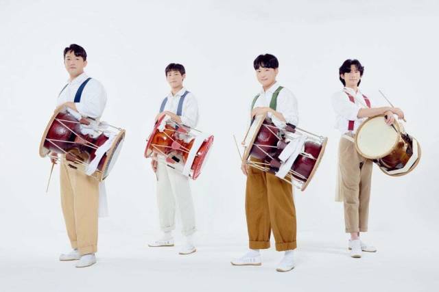 연희퍼포머그룹 처랏. 부산문화재단 제공