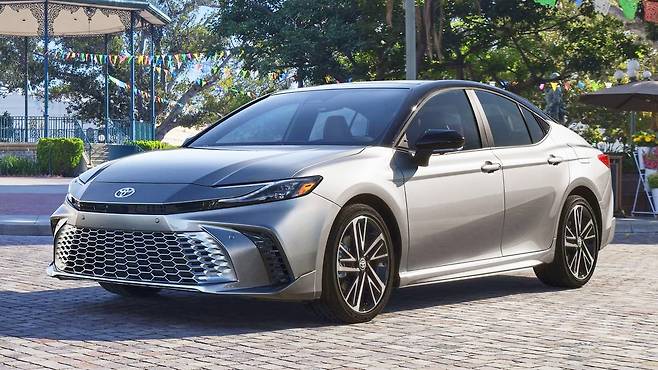 토요타 캠리 하이브리드