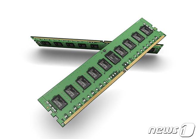 삼성전자의 D램 모듈 제품 모습. (삼성전자 제공) 2020.3.25/뉴스1