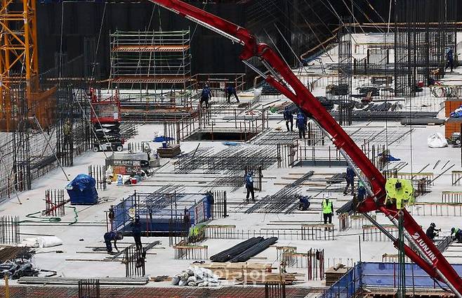 5월 30일 서울 시내의 대형 아파트 건설현장 모습. ⓒ뉴시스