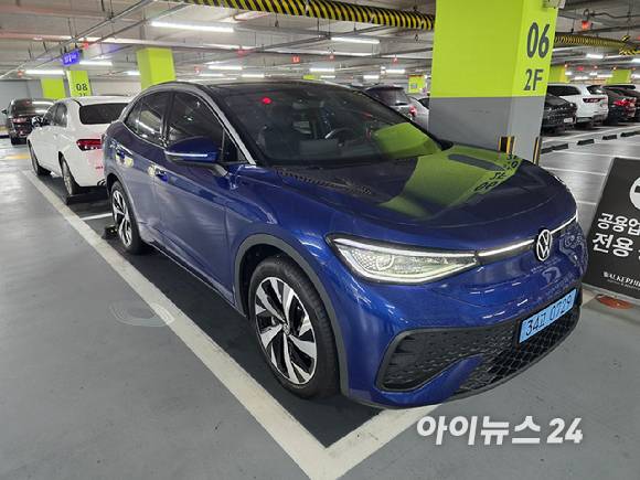 폭스바겐 'ID.5' 정측면 [사진=김종성 기자]