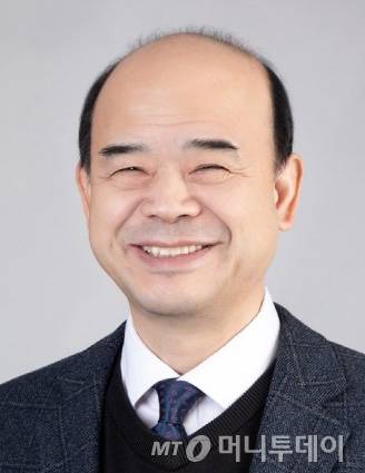 [서울=뉴시스] 이재명 대통령이 29일 다섯 개 부처 차관을 임명했다. 사진은 국토교통부 1차관에 이상경 현 가천대 도시계획 조경학부 교수. (사진=대통령실 제공) 2025.06.29. photo@newsis.com  *재판매 및 DB 금지 /사진=고범준