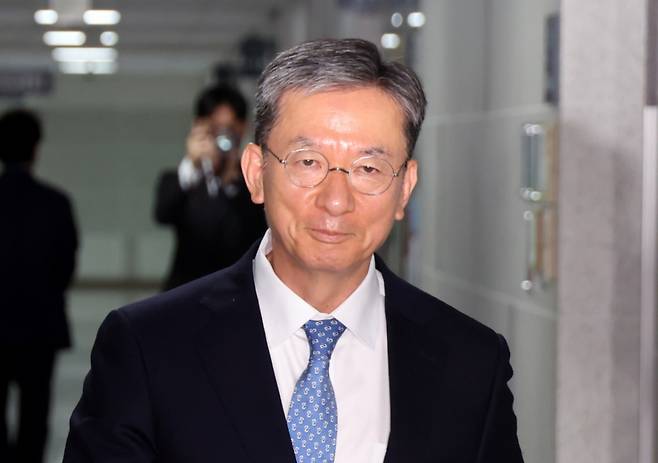 정성호 법무부장관 후보자가 30일 서울 여의도 국회 의원회관으로 출근하고 있다. /사진=뉴시스