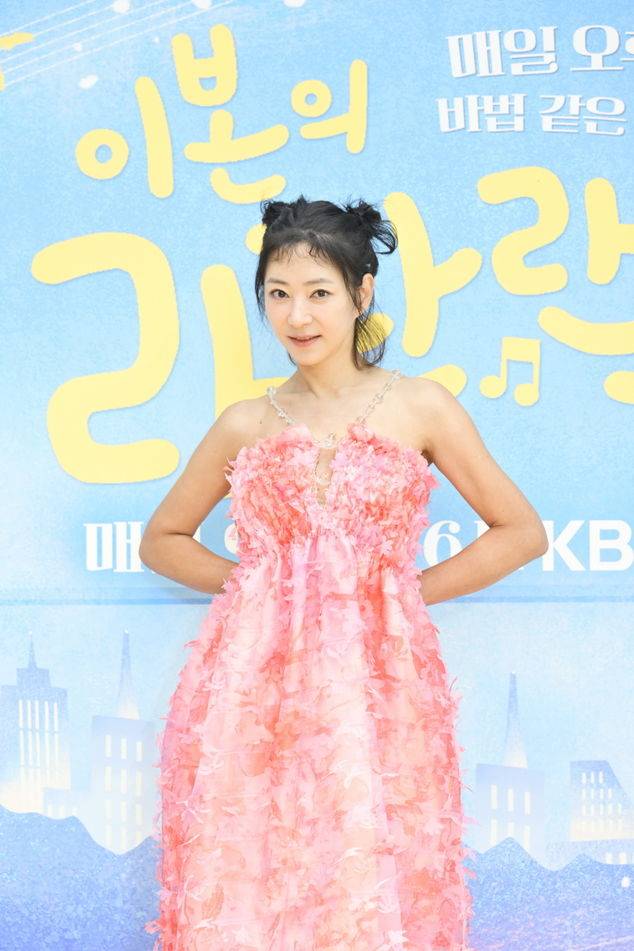이본