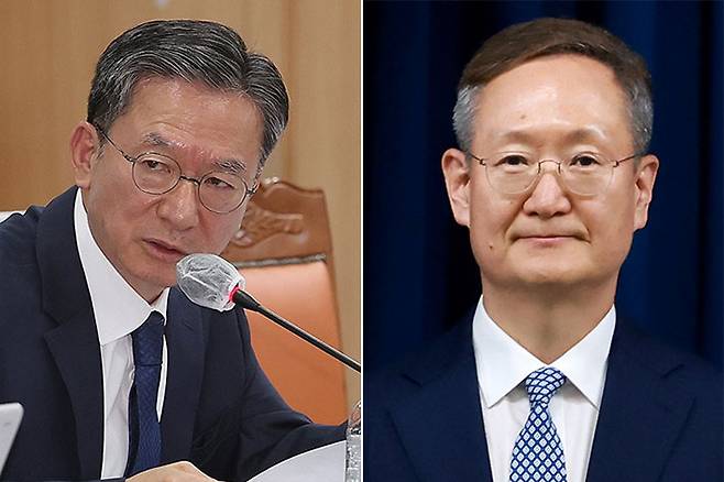 좌측부터 더불어민주당 정성호 의원, 봉욱 전 대검찰청 차장검사. 연합뉴스