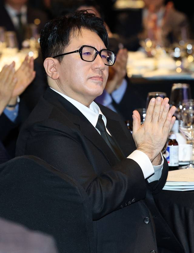 방시혁 의장. 뉴스1