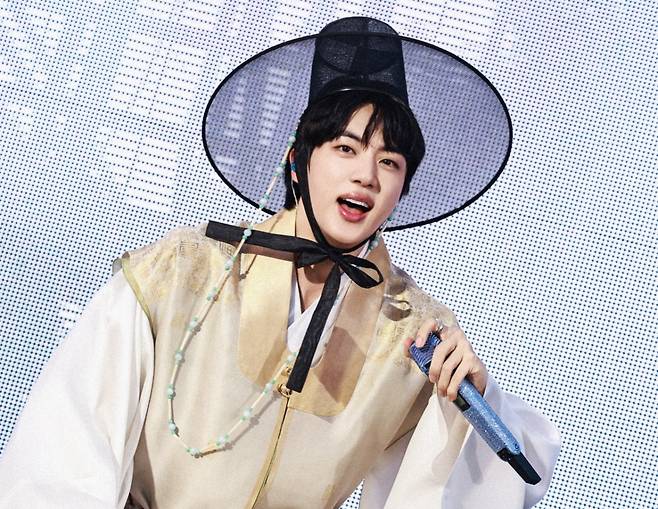 석진 도령 납시오♥ 방탄소년단 진, 환상 라이브..전 세계 아미 '열광'