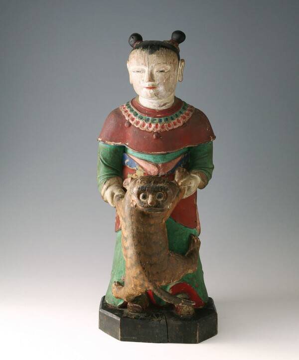 호랑이를 안고 있는 동자상. /창원문화재단