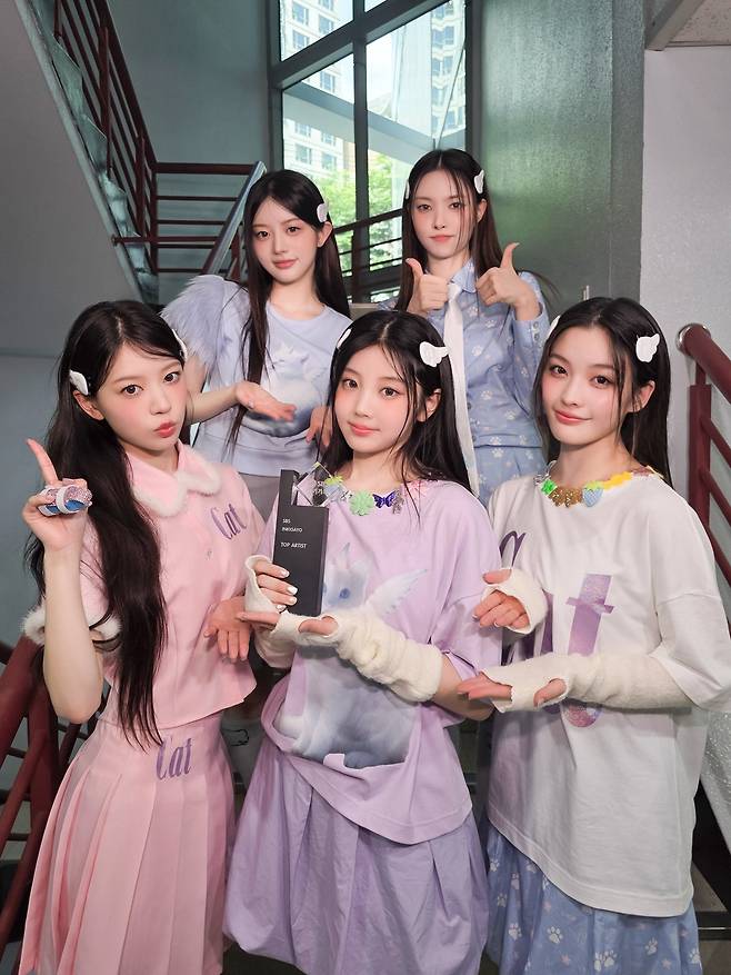 아일릿 SNS