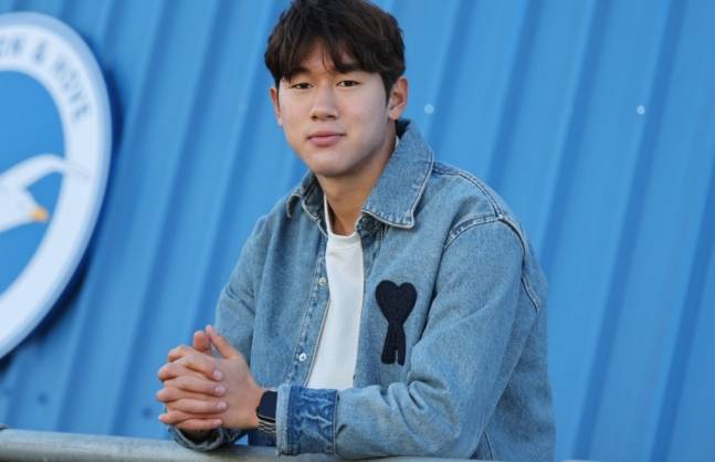 7월 1일부로 브라이턴 앤 호브 알비온으로 이적한 윤도영. /사진=브라이턴 공식 SNS