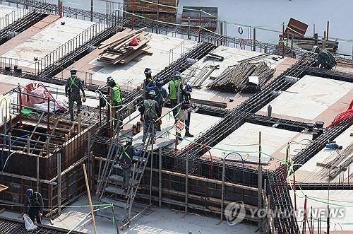 서울의 한 아파트 건설 현장 [연합뉴스 자료사진]