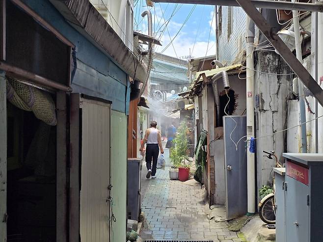 서울 영등포 쪽방촌 골목 [촬영 최원정]