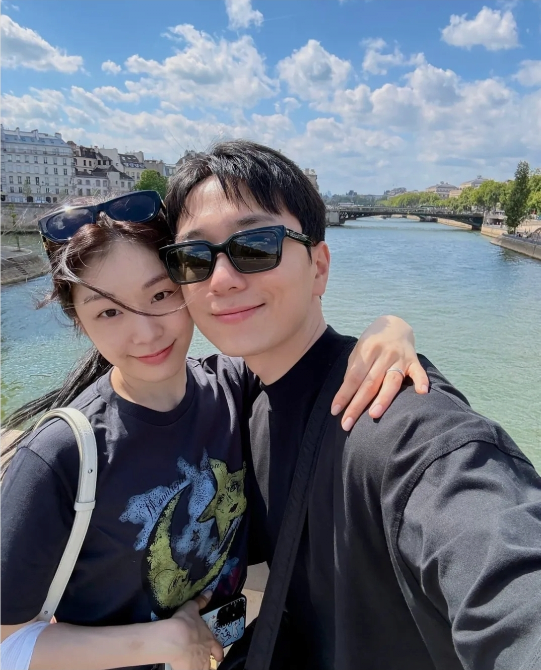 image.png 김연아, 이례적 분노..고우림 악플에 "누구도 위한 말 아냐"
