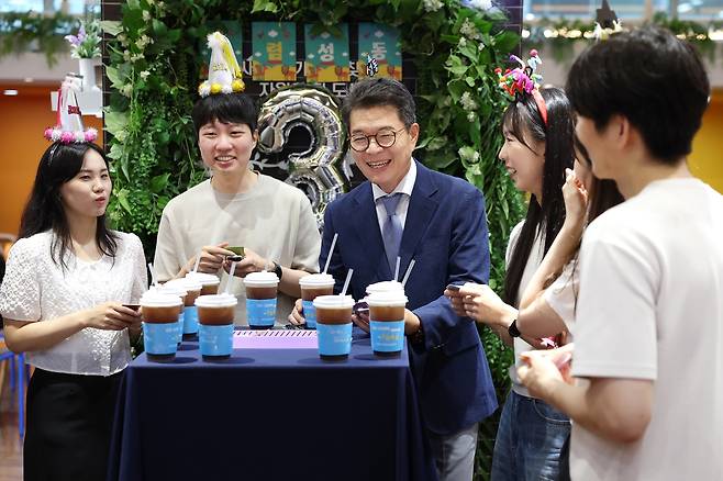 차담회
