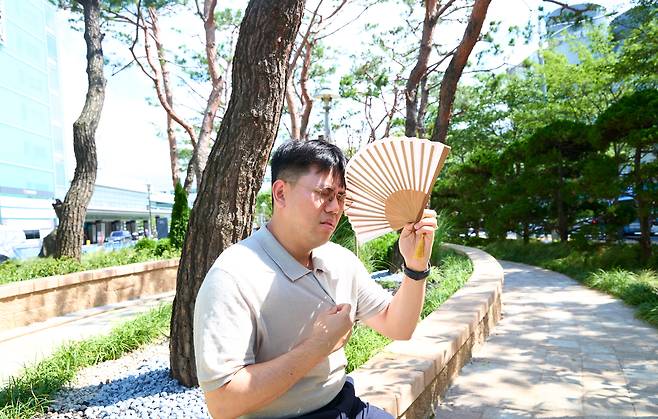 폭염은 단순한 불쾌감을 넘어 예방이 가능한 건강 위협으로, 이에 대한 적절한 대비가 필수적이다. 온열질환은 누구에게나 발생할 수 있지만, 예방수칙을 충실히 이행하면 대부분 충분히 예방 가능한 질환이다