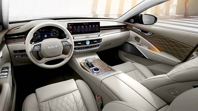 기아 현행 K9 실내