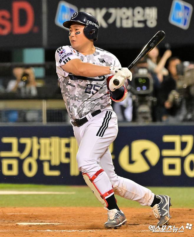 지난 6월 5일 오후 서울 송파구 잠실야구장에서 열린 '2025 신한 SOL Bank KBO리그' KIA 타이거즈와 두산 베어스의 경기, 10회말 1사 2루 두산 양의지가 타격을 하고 있다. 엑스포츠뉴스 DB