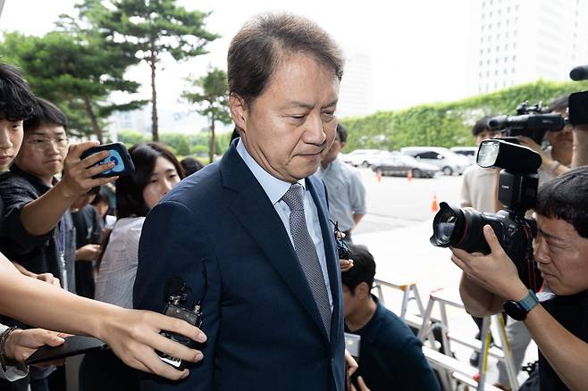 김주현 전 민정수석이 3일 서울 서초구 서울고등검찰청에 마련된 내란특검 사무실로 조사를 받기 위해 출석하고 있다./뉴스1