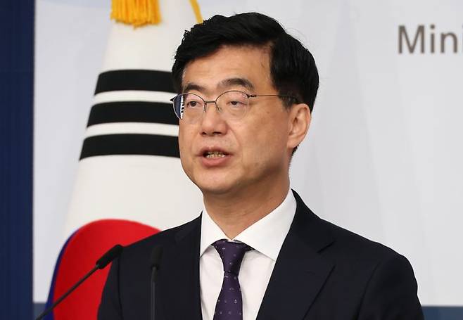 이재웅 외교부 대변인이 3일 서울 종로구 정부서울청사 별관에서 정례브리핑을 하고 있다. ⓒ연합뉴스