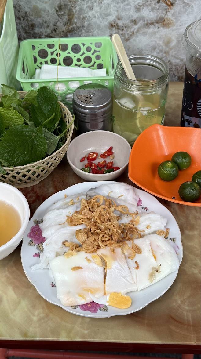 IMG_9143.jpeg 베트남가서 먹기만 하다가 온게 유머 1. (하노이)