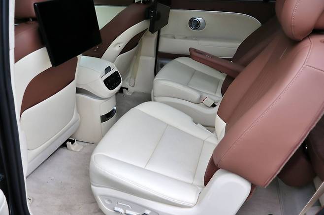 아이오닉 9 2열 공간 / 출처=IT동아