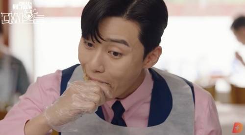 배우 박서준이 자신이 게장 먹방을 하는 드라마 촬영 장면을 무단으로 광고에 사용한 식당을 상대로 제기한 소송에서 승소했다. 사진=김비서가 왜 그럴까