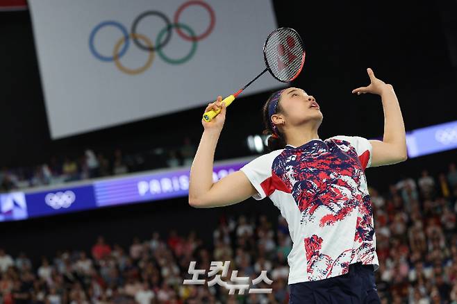 2024 파리올림픽 배드민턴 여자 단식 결승전을 펼치고 있는 안세영. 2024.8.5 파리= 올림픽사진공동취재단/TAK 황진환 기자