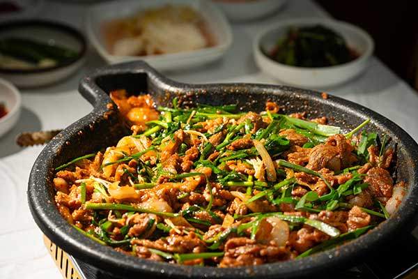 생오리양념불고기.