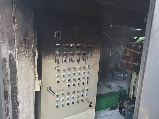 3일 화재가 발생한 제주 중문관광단지 한 호텔 [제주도 소방안전본부 제공. 재판매 및 DB 금지]