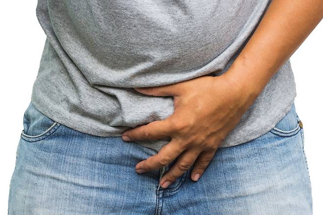 조루증의 원인을 알아 제대로 치료하는 게 가장 중요하다. 하지만 젊은 사람들은 자가요법을 한 번쯤 시도해봄직하다. 사정을 늦추는 능력을 높이는 훈련이 뜻밖에 큰 도움을 줄 수 있다.[사진=게티이미지뱅크]