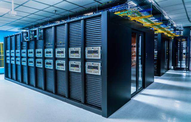 SK텔레콤 에이닷X 4.0의 대규모 학습(CPT)을 진행한 SKT 자체 구축 슈퍼컴퓨터 ‘타이탄’. SK텔레콤 제공