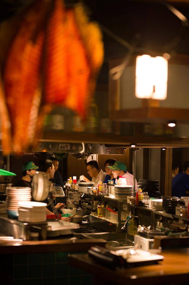 서울 중구 을지로 '실비바 파도'의 내부. 장준우 제공