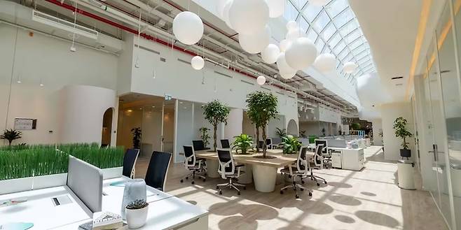 최근에는 프리랜서나 1인 창업가에게 물리적 공간이 없는 ‘버추얼 오피스’가 두바이에서 각광받고 있다 /사진=두바이관광청