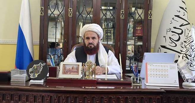 아프가니스탄을 장악한 이슬람 무장단체 탈레반이 임명한 마울라위 굴 하산 주러시아 아프가니스탄 대사. /사진=하피즈 지아 아흐마드 탈레반 외교부 대변인 X 계정