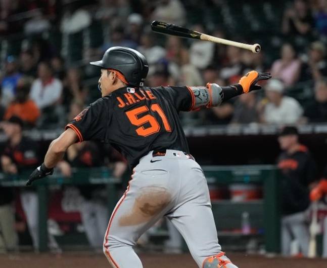 3일 경기에서 이정후가 타격하는 모습. /사진=샌프란시스코 자이언츠 공식 SNS