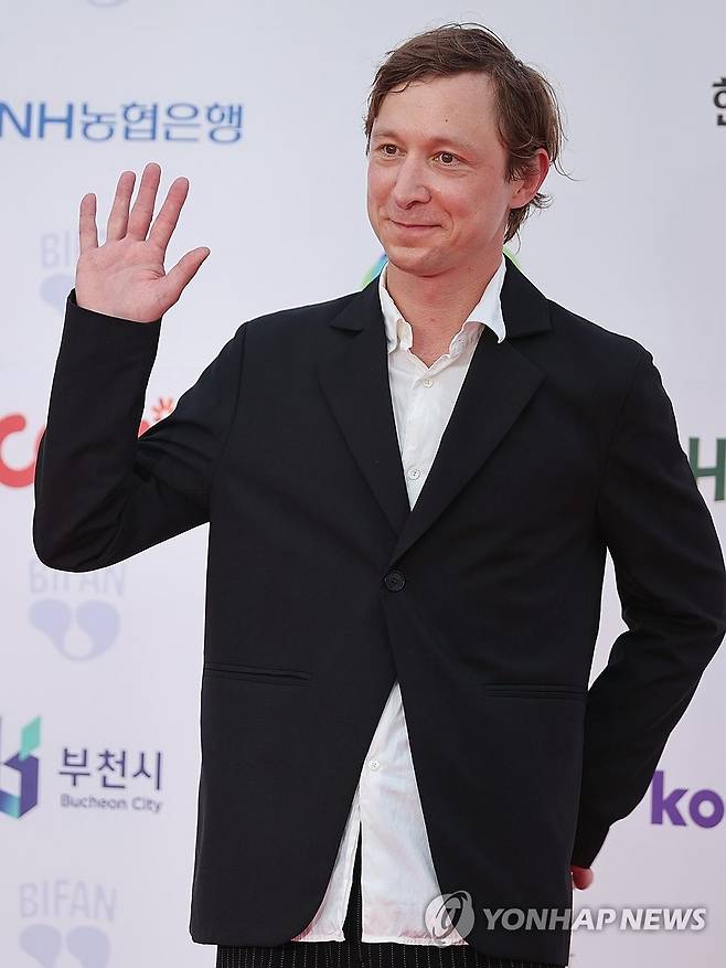 개막작 감독 피에트르 비니에비츠 [연합뉴스 자료사진]