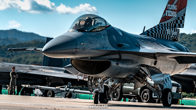 7dec8019bc8368f05d8df59c58c12a3abd2d5dd003e6f915a0e0df45b7