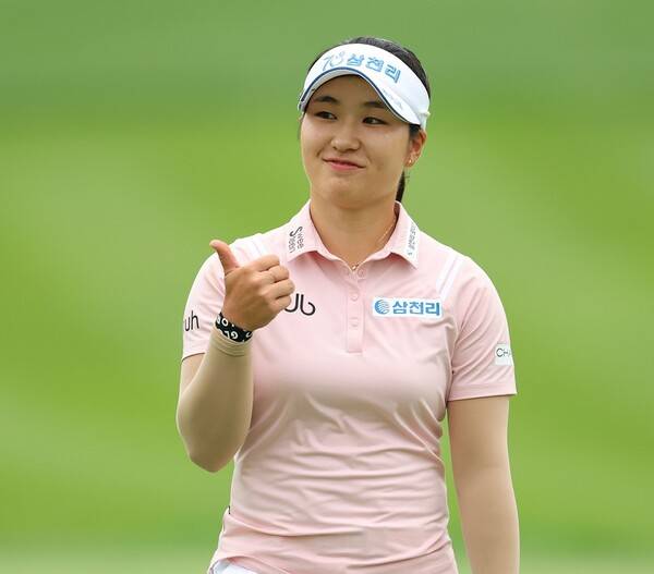 2025년 한국여자프로골프(KLPGA) 투어 제15회 롯데 오픈에 출전한 최가빈 프로가 2라운드에서 경기하는 모습이다. 사진제공=KLPGA