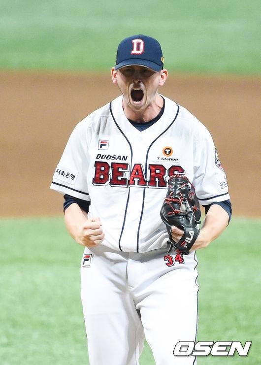 [OSEN=고척, 박준형 기자] 한국시리즈 진출 확정지은 두산 플렉센이 환호하고 있다. 2020.11.13 / soul1014@osen.co.kr