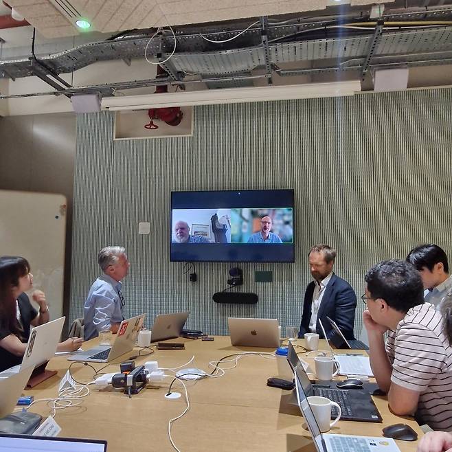 지난 6월 23일(현지시간) 영국 런던에서 ECIU 주관으로 열린 한국 기자 대상 세미나 모습.