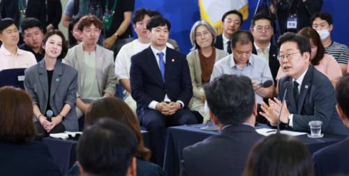 이재명 대통령이 4일 대전컨벤션센터에서 타운홀 미팅 형식으로 열린