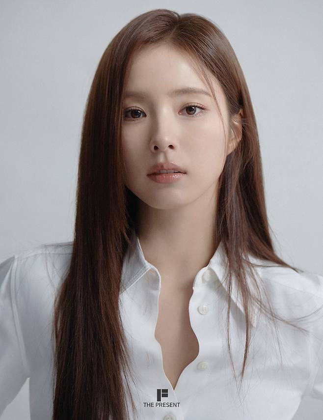 사진|더프레젠트컴퍼니