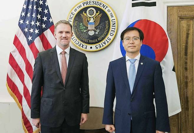 여한구 산업통상자원부 통상교섭본부장은 5일(현지시간) 오후 3시 워싱턴 D.C 미국무역대표부(USTR)에서 제이미슨 그리어(Jamieson Greer) 미국 무역대표부 대표와 면담을 가졌다.