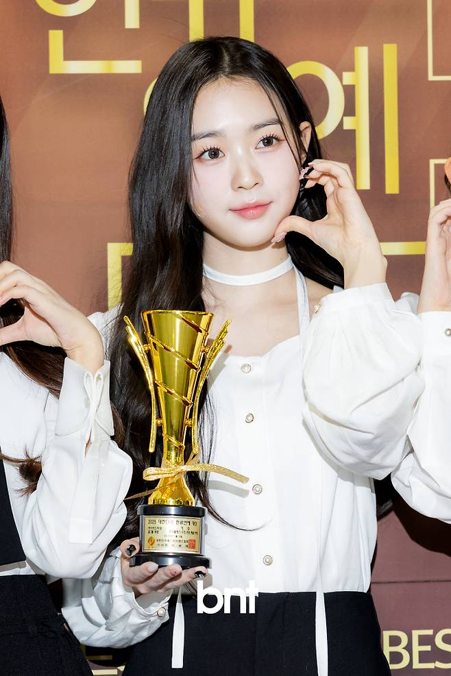 '2025 대한민국 한류연예대상' 아시아스타상, 트리플에스 수민