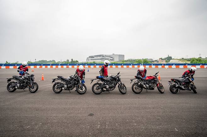 훈련생이 주행 교육을 준비하고 있다./혼다코리아 제공