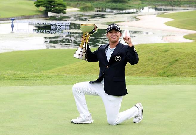 상반기에만 2승을 거둔 옥태훈. ⓒ KPGA